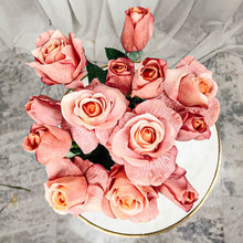 Cargar imagen en el visor de la galería, Ramo Patricia + Jarrón Mirros L