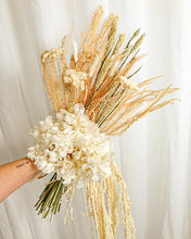 Cargar imagen en el visor de la galería, Web Decoco Arreglos Ramo Tormenta Blanca 13