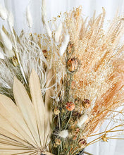 Cargar imagen en el visor de la galería, Web Decoco Arreglos Ramo Sun Shine 13