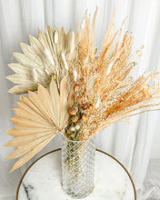Cargar imagen en el visor de la galería, Web Decoco Arreglos Ramo Sun Shine 16