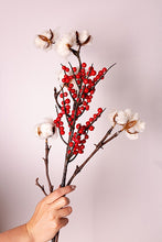 Cargar imagen en el visor de la galería, Web Decoco Producto Bayas Rojas Y Algodón 2