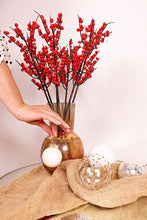 Cargar imagen en el visor de la galería, Web Decoco Producto Corona Rama Bayas Rojas