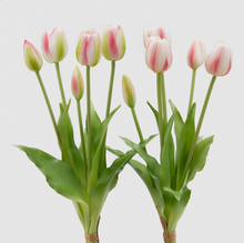 Cargar imagen en el visor de la galería, Ramo de tulipanes artificiales
