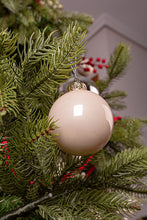 Cargar imagen en el visor de la galería, Web Decoco Producto Bola Navidad Champagne
