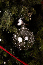 Cargar imagen en el visor de la galería, Web Decoco Producto Navidad Bola Puntitos Purpurina Plateada
